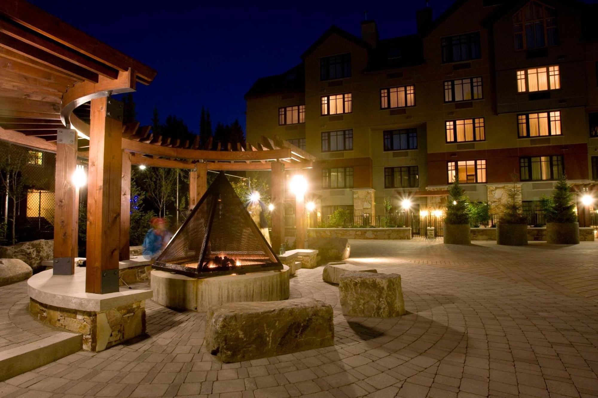 Hilton Whistler Resort & Spa Kültér fotó