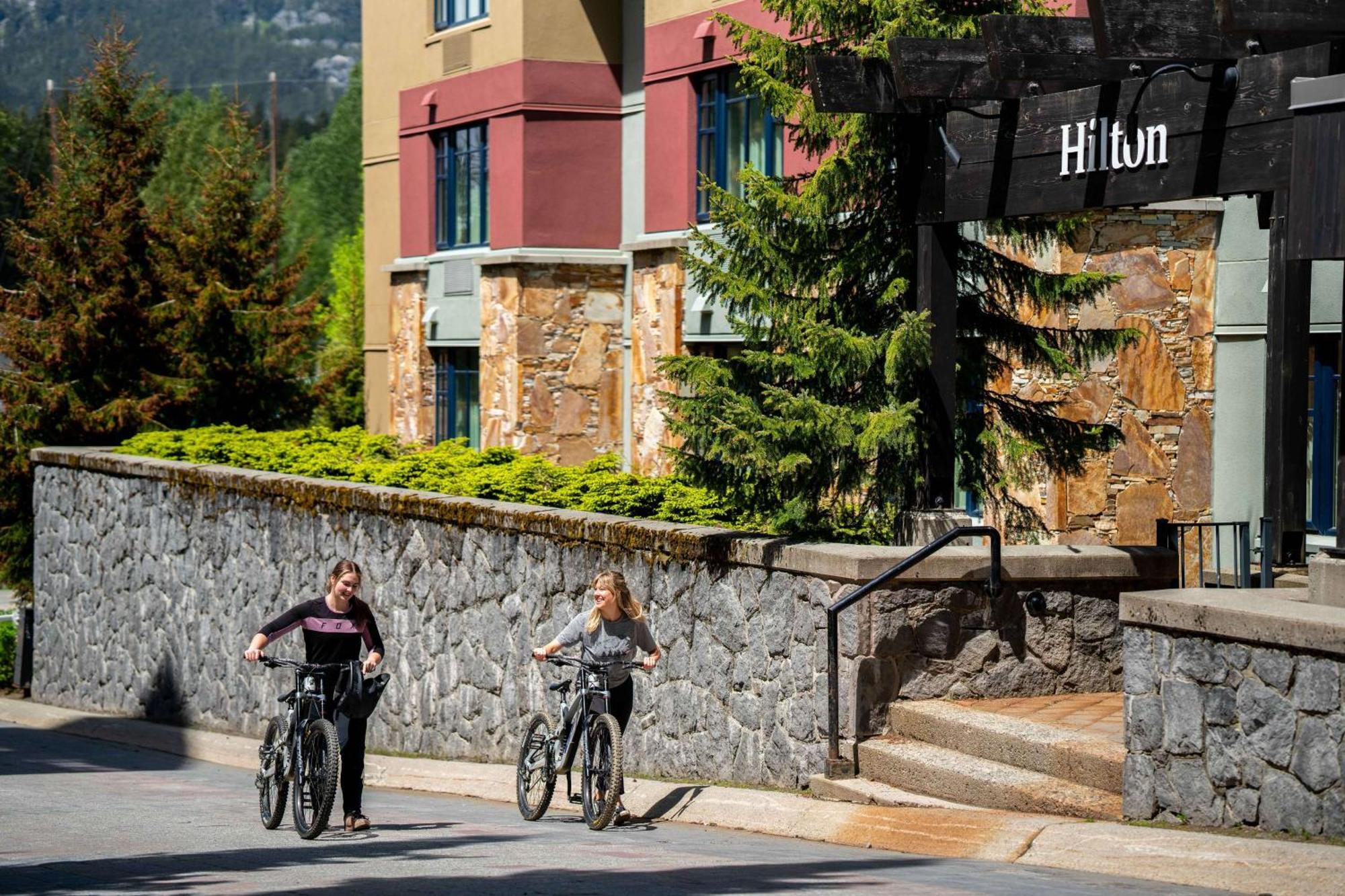 Hilton Whistler Resort & Spa Kültér fotó