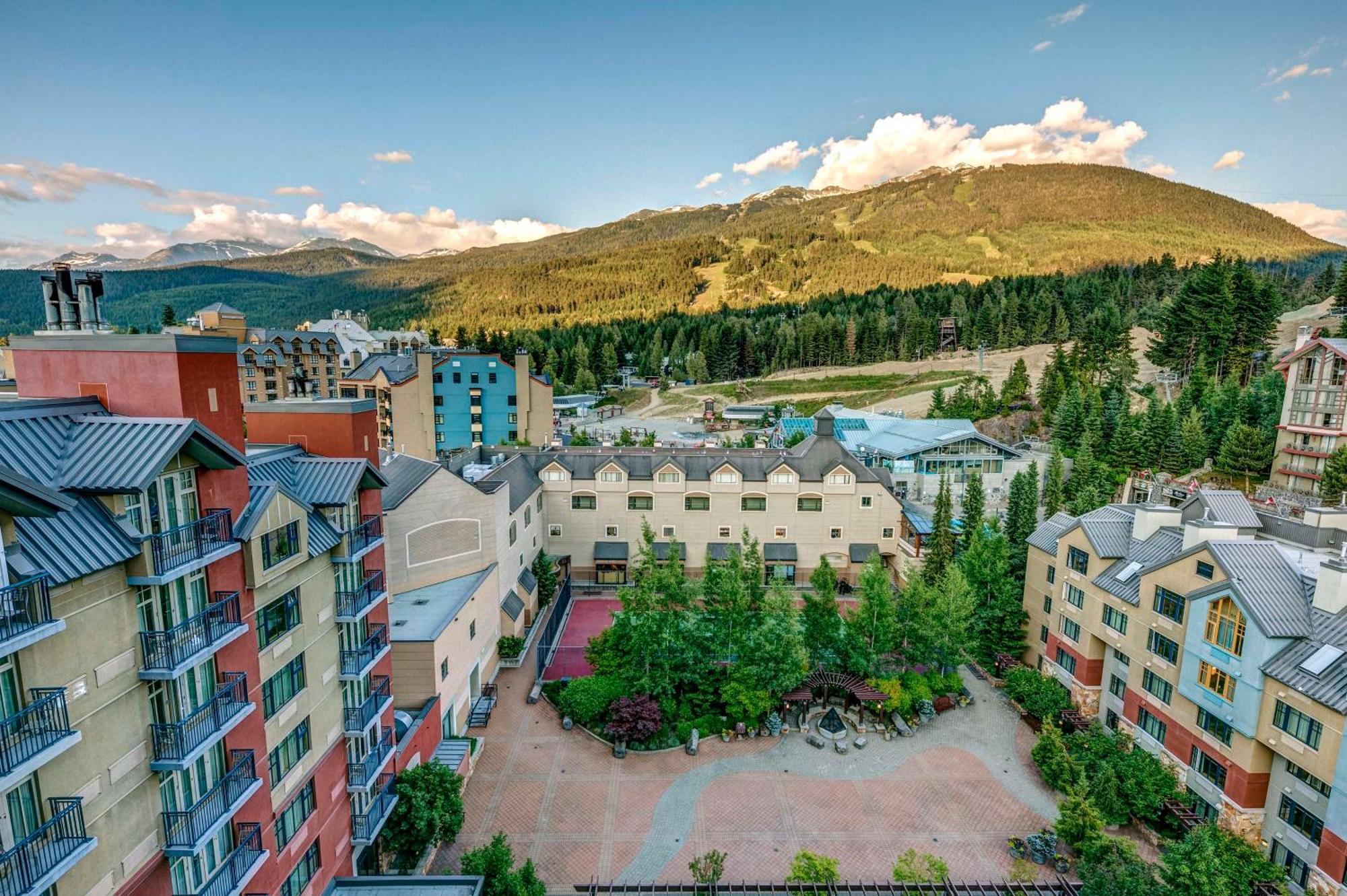 Hilton Whistler Resort & Spa Kültér fotó